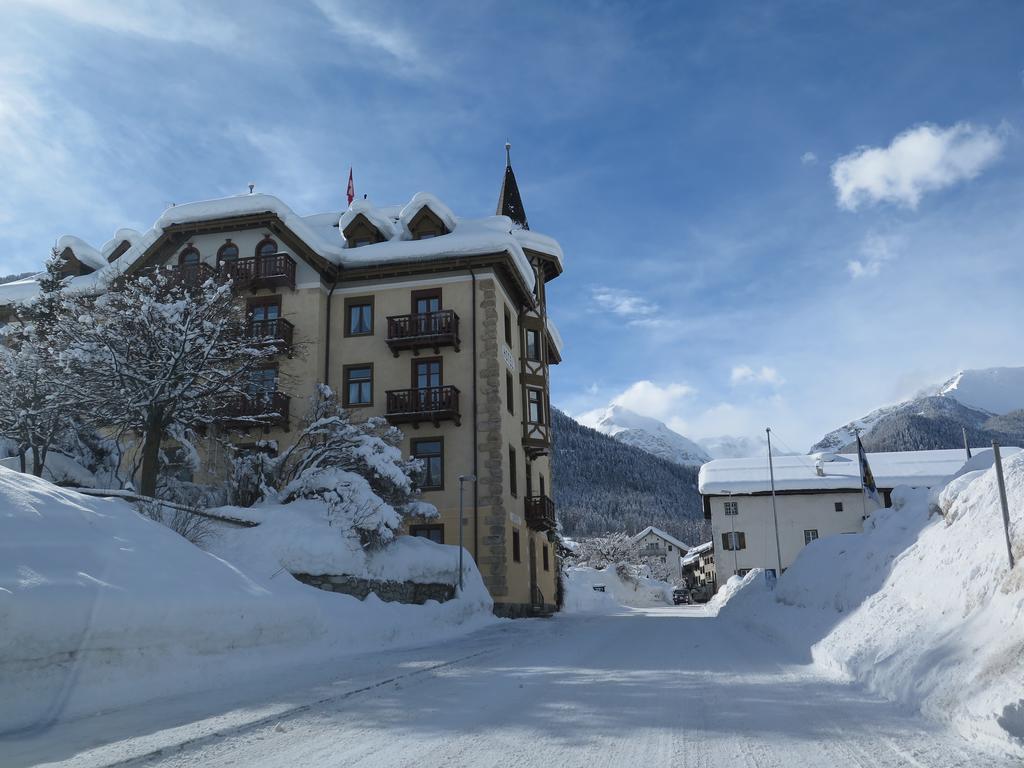 Hotel Schweizerhof Sta Maria Santa Maria Val Muestair Exterior foto